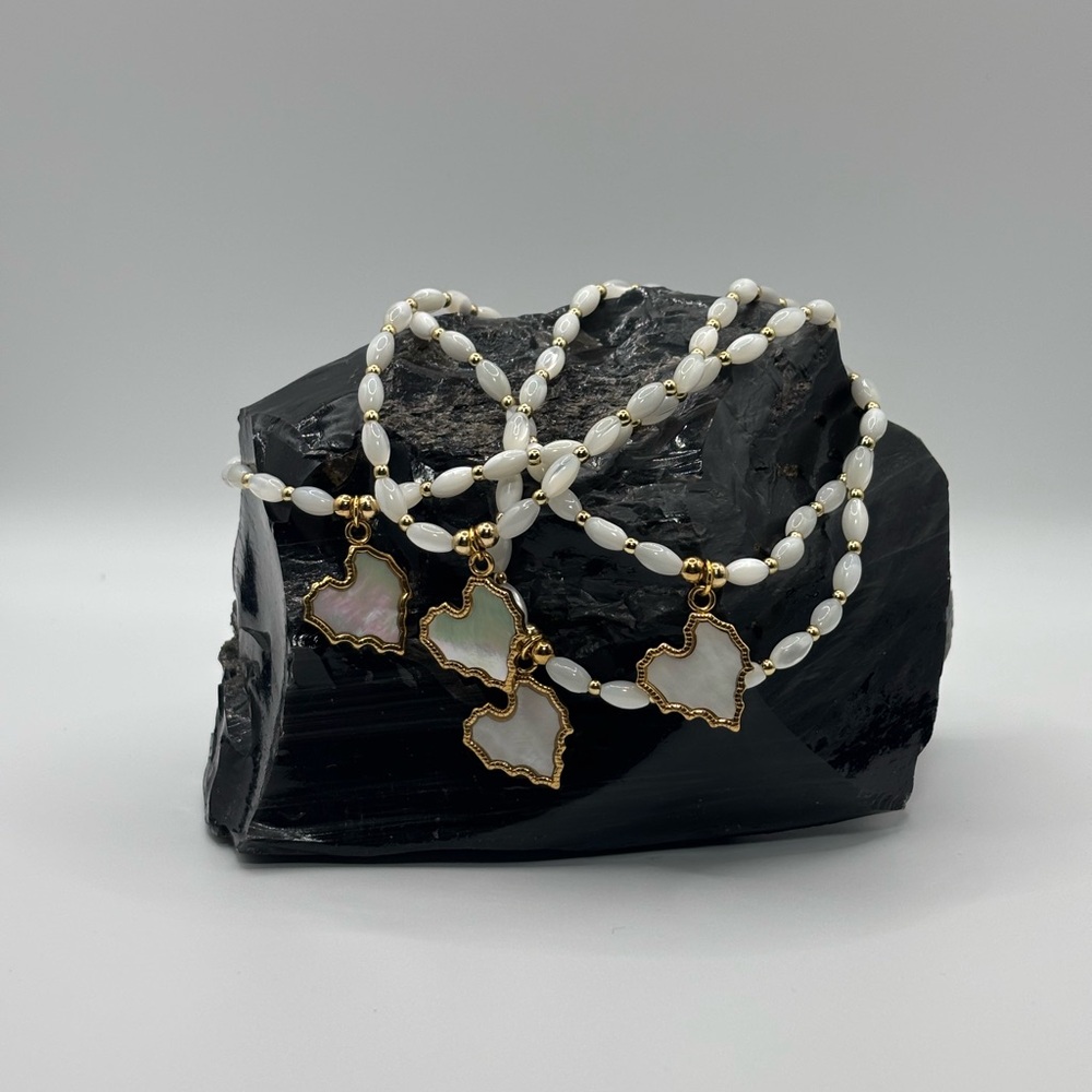 *ANKLET* Gold Mother of Pearl and White Shell Stretchy Anklet